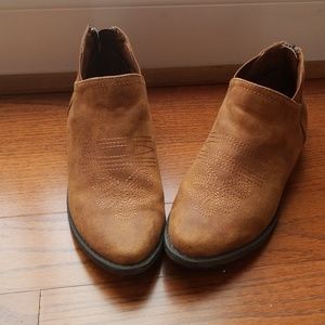 Size 4 girls boots